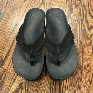 Reef Cushioned Black Flip Flops, Size 7, Worn Once